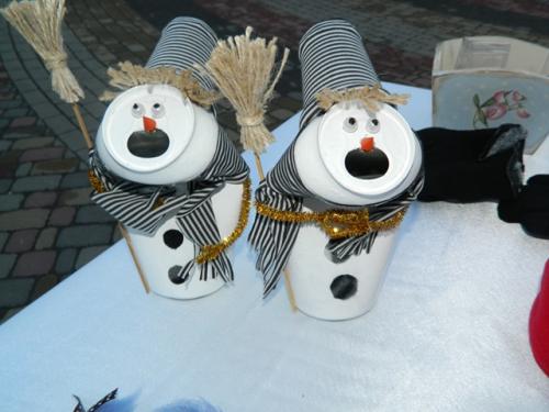 Черкаська майстриня робить сніговиків із бляшанок (ФОТО)