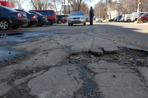 Відремонтовані торік черкаські дороги потребують ремонту