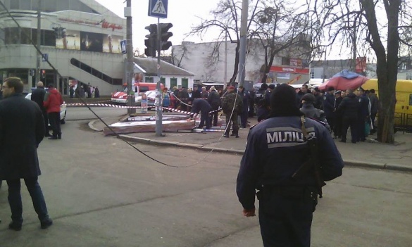 Рятувальники оприлюднили попередню причину падіння рекламного щита у центрі Черкас