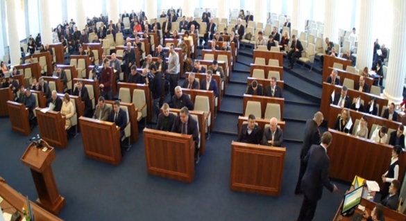 Черкаські депутати ухвалили рішення про обласний бюджет на 2016 рік