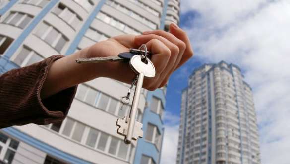 У Черкасах п’ятьом родинам АТОвців вручили ключі від квартир 