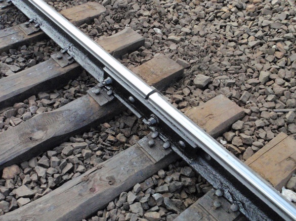 На Черкащині чиновники списували якісні залізничні рейки