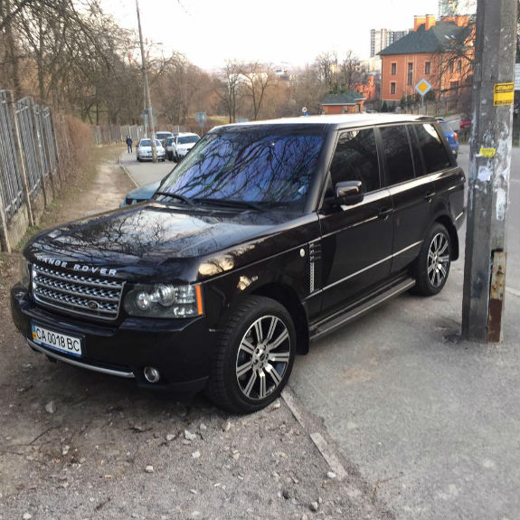 Черкаський мажор на Range Rover став відомим у Києві 