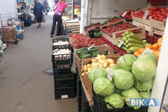 Ягідно-овочевий бум: огляд цін на черкаському ринку