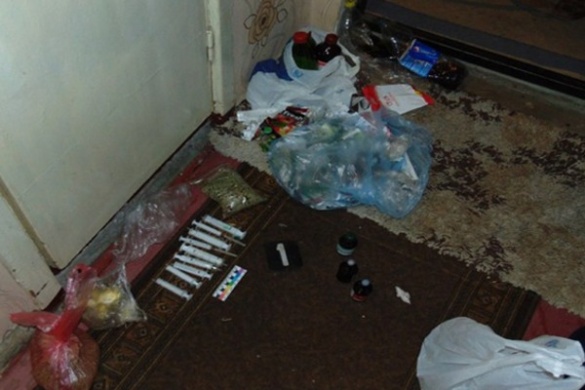 У черкаській багатоповерхівці поліцейські виявили наркопритон