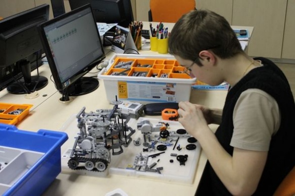 Для школярів у Черкасах відкриваються курси робототехніки