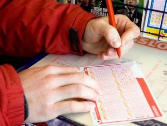 Неповнолітнім черкащанам не забороняють грати в азартні ігри (ВІДЕО)