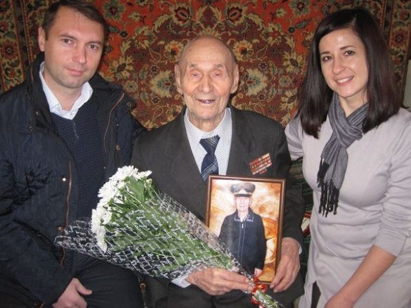 Житель Черкас відзначив 100-річний ювілей (ФОТО)