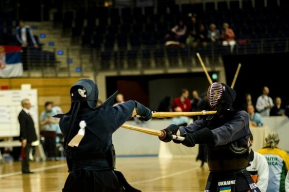Черкащани пізнають самурайські старовинні техніки володіння мечем (ФОТО)
