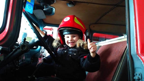5-річний хлопчик з Черкащини, який витяг з пожежі дідуся, хоче стати рятувальником
