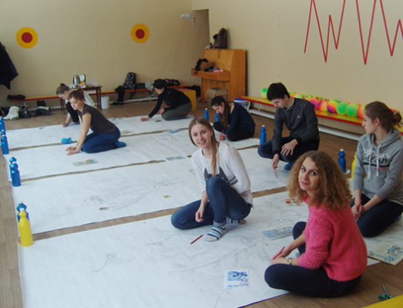 Черкаські студенти розмалювали дитячий садочок