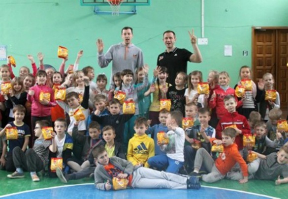Черкаські баскетболісти провели майстер-клас для школярів