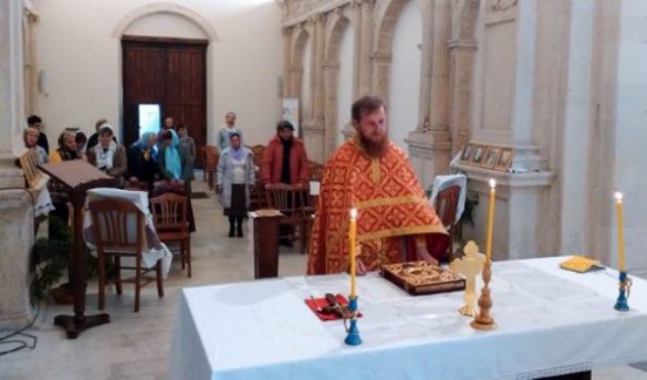 Черкаський священик служить в православному монастирі Італії