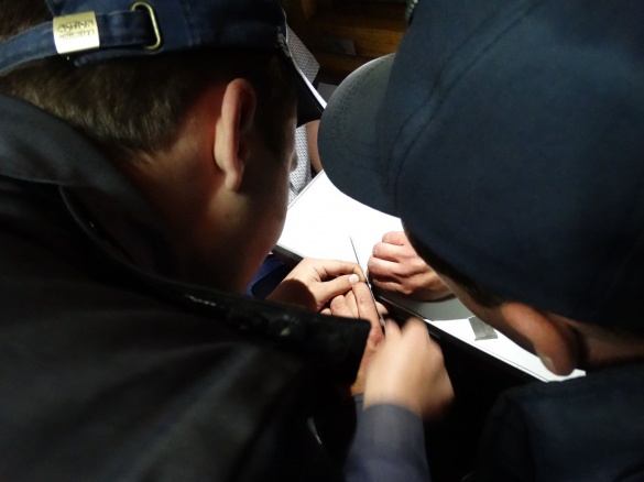 На Черкащині палець хлопця від обручки звільняли рятувальники