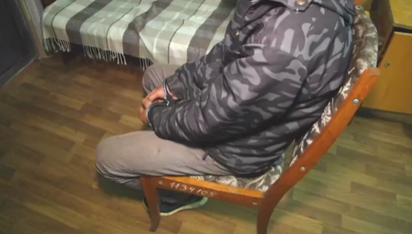 На Черкащині затримали молодика, який обкрадав кіоски (ВІДЕО)