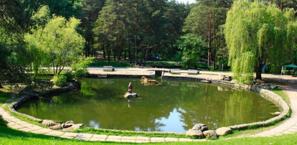 Які історії та легенди черкаських парків?