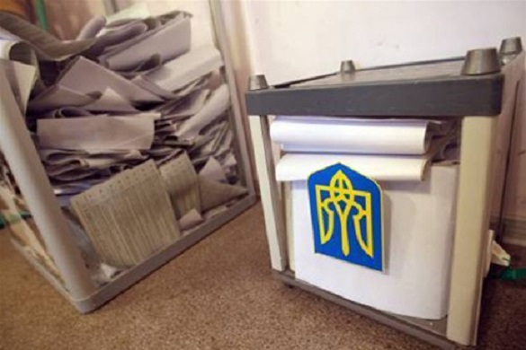 Членів обласної виборчої комісії підозрюють у підробці результатів голосування