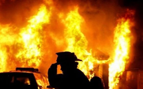 На Черкащині під час пожежі ледь не згоріла жінка