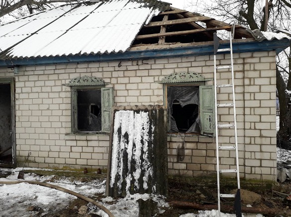 На Черкащині під час пожежі внаслідок короткого замикання загинула жінка (ФОТО)