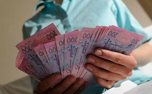 Черкаські обранці вирішуватимуть, чи збільшувати оплату праці медикам