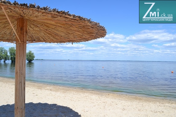 Як на курорті: які черкаські пляжі починають радувати містян (ФОТО)