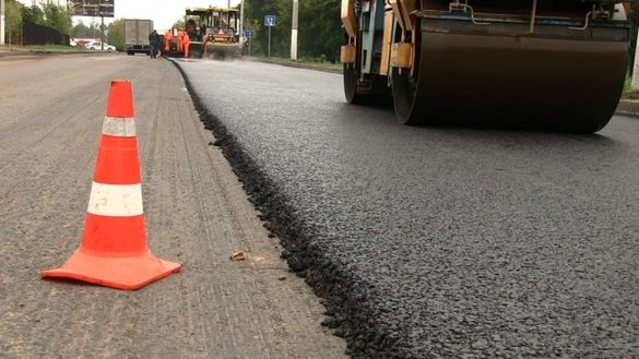 На ремонт доріг у Черкаській області виділили менше половини запланованого