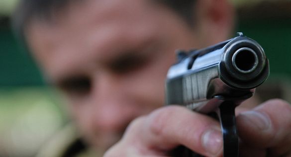 На Черкащині АТОвець погрожував поліцейським іграшковим пістолетом та ножем