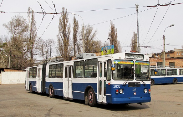 У черкаському тролейбусі спіймали пасажира, який хотів проїхати 