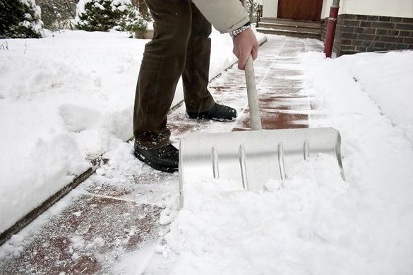 У Черкасах підприємцям виписали штрафи за неприбраний сніг