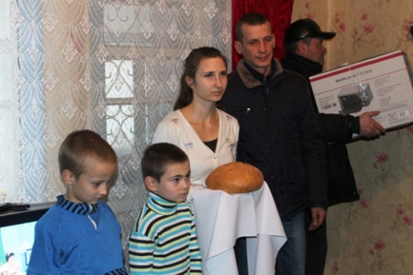 На Черкащині родина учасника АТО отримала ключі від власного житла