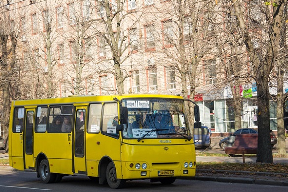 У Черкасах просять змінити автобусний маршрут №11
