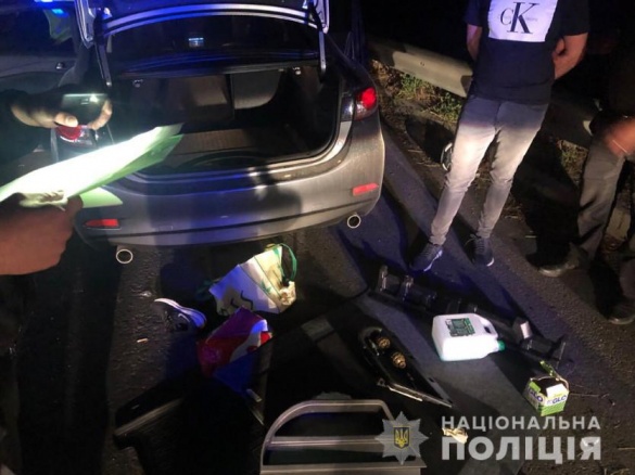 На Черкащині відбулася погоня за іноземцями з гранатами (ФОТО)
