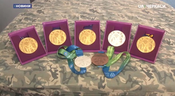 Черкаські гімнасти повернулися з нагородами Європейського юнацького олімпійського фестивалю (ВІДЕО)