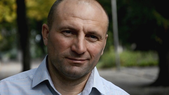 Бондаренко заявив, що не має стосунку до плитки, якою встеляють Черкаси