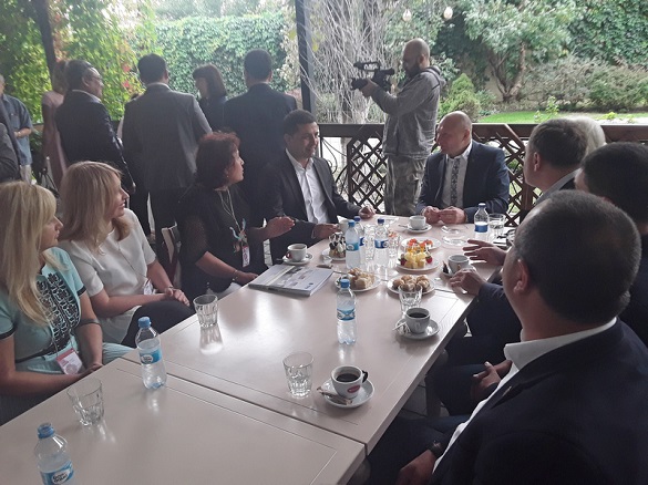 Бондаренко зустрівся з делегаціями з міст-побратимів Черкас