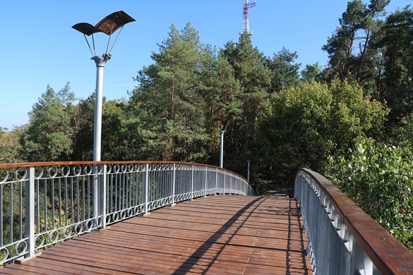 Черкаський Міст кохання відкритий для відпочивальників після реконструкції