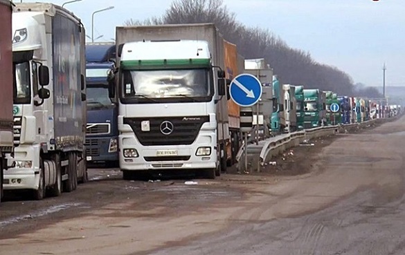 Черкасці пропонують заборонити рух вантажівок у місті