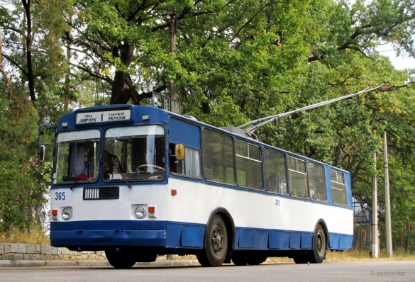 Курсуватимуть як у вихідні: у понеділок тролейбуси у Черкасах змінять рух