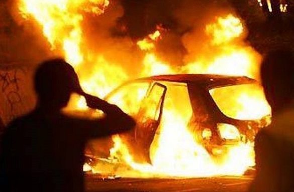На Черкащині умисно підпалили автомобіль (ВІДЕО)
