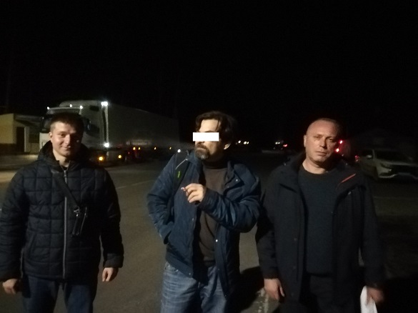 Черкаські міграційники вигнали росіянина з України