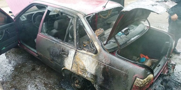 Через коротке замикання електропроводки, у Черкасах загорівся автомобіль