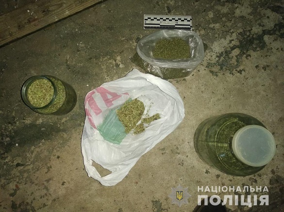 На Черкащині в гаражі приватного домоволодіння знайшли наркотики (ФОТО)