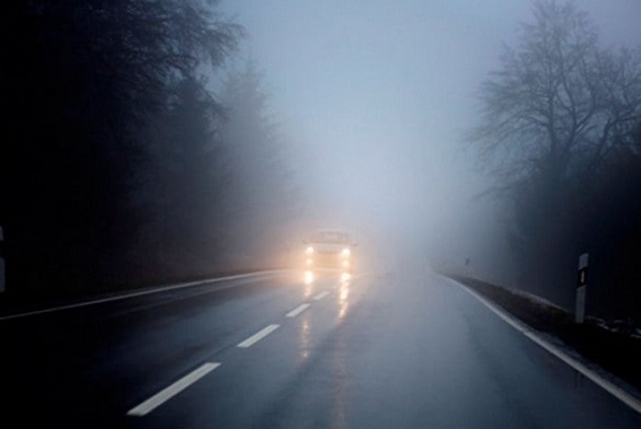 Синоптики застережують черкащан бути обережними завтра на дорогах через туман