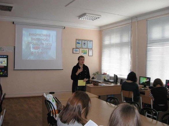 В одній із шкіл на Черкащині заборонили користуватися смартфонами