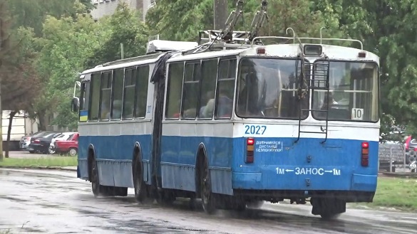 Тролейбуси у Черкасах перевозитимуть не більше 10 осіб
