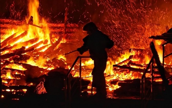 На Черкащині сталася масштабна пожежа (ВІДЕО)