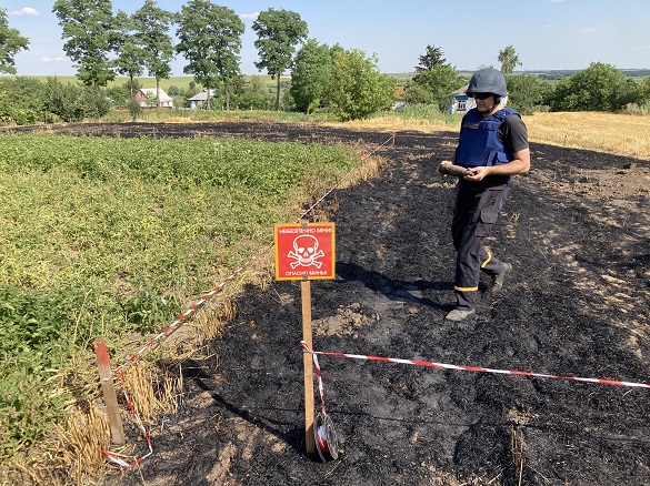 Три вибухонебезпечні предмети знищили сапери на Черкащині (ФОТО)