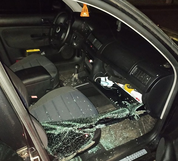 Вночі у Черкасах пограбували автівку (ФОТО)