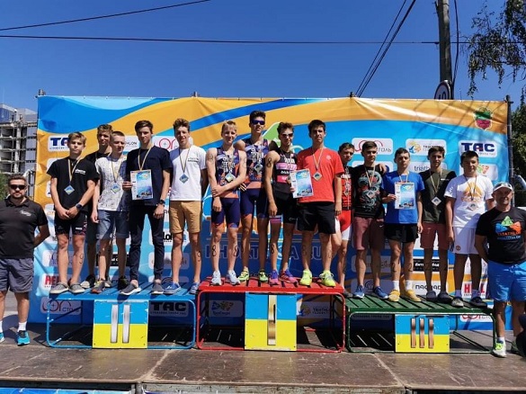 Черкаські спортсмени здобули нагороди на чемпіонаті України з триатлону