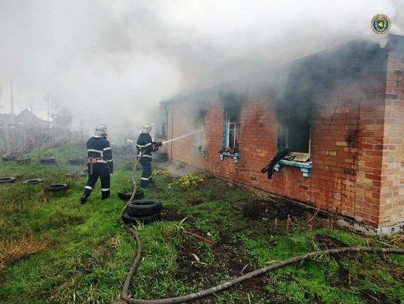 Трагедія на Черкащині: в пожежі загинули двоє літніх людей і дитина